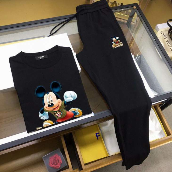 Picture of Gucci Shirt Pant Suits _SKUGucciM-5XLkdtn1522204